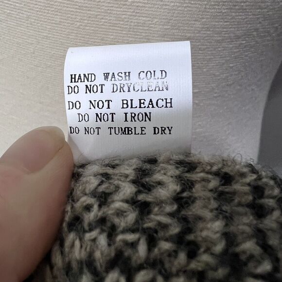 Davi & Dani Animal Print Colorblock Oversized Wool Blend Pink Sweater - Picture 7 of 7